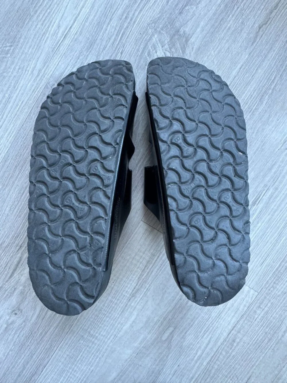 Birkenstock Arizona Big Buckle High Shine Exquisite – Black Size 38 / US 7–7.5